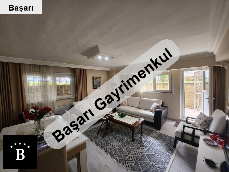 Başarı'dan bostanci'da merkezi̇ lokasyon bahçe kati 3+1 bakimli dai̇re