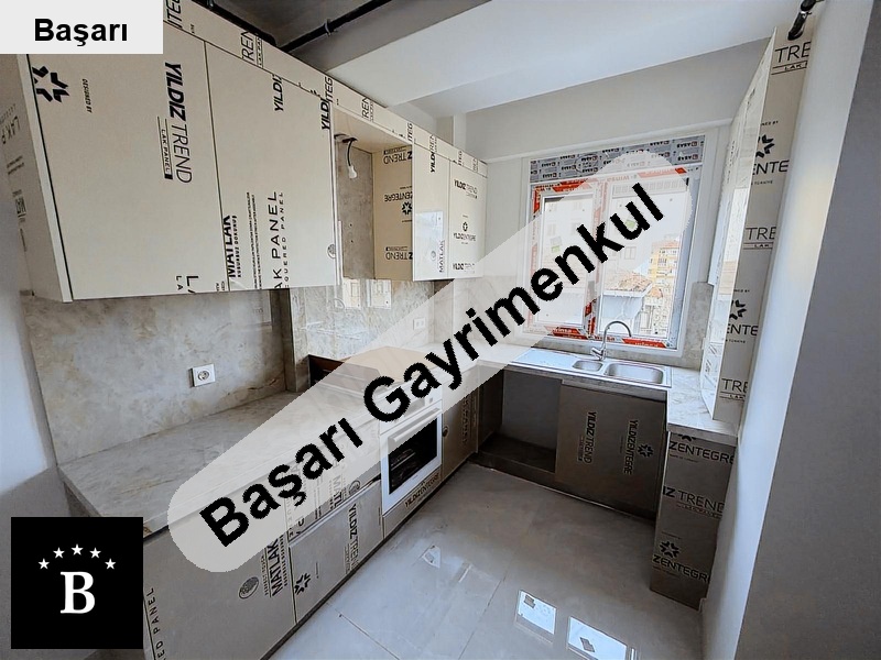 Başarı'dan erenköyde tren i̇le mi̇ni̇büs inda sifir 125 m2 3+1kom