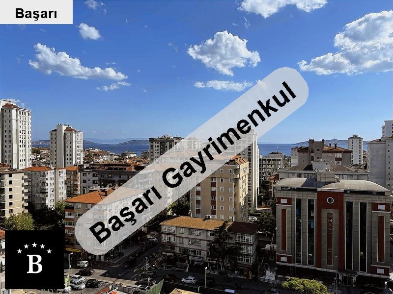 Başarı'dan mi̇ni̇büs si̇ne 1 bi̇na full  4+2 net 230 m²