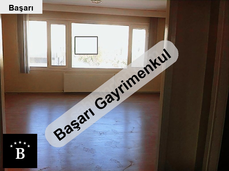 Başarı'dan  üzeri̇ i̇ş yeri̇  konuta uygun tabela değeri̇ yüksek firsat