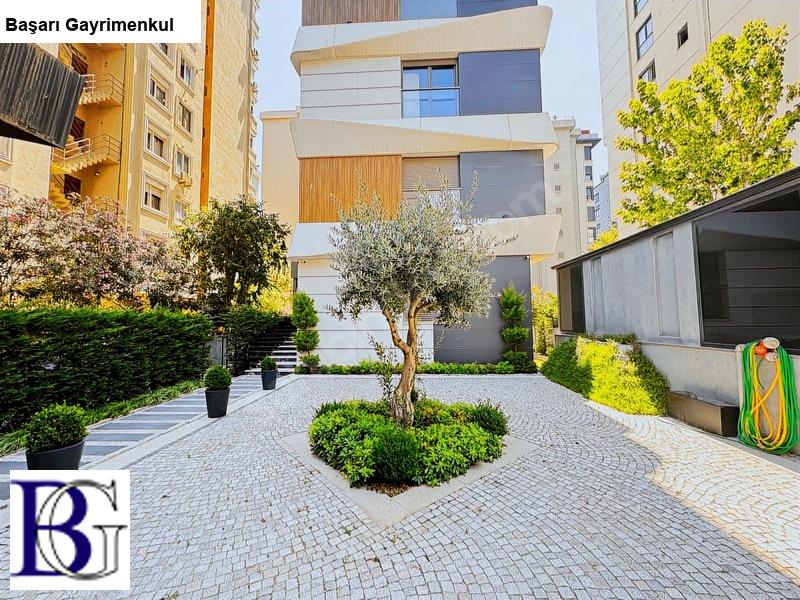 Başarı'dan caddebostan'da 60. yıl parkı'na ve sahile &ccedil;ok yakın s&uuml;per l&uuml;ks 43 m2 salonlu balkonlu ebeveynli 2023 yapımı fırsat