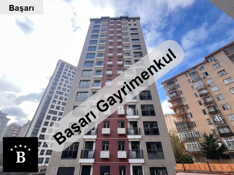 Başarı'dan metroya marmaraya yakinsifirgünli̇kli̇havuzlubalkonlu 2+1