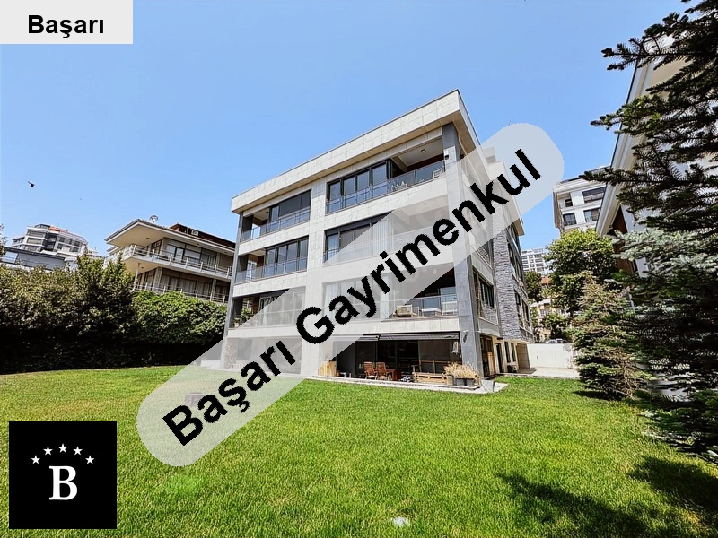 Başarı'dan suadi̇ye yali parseli̇nde 180m2 net balkonlu