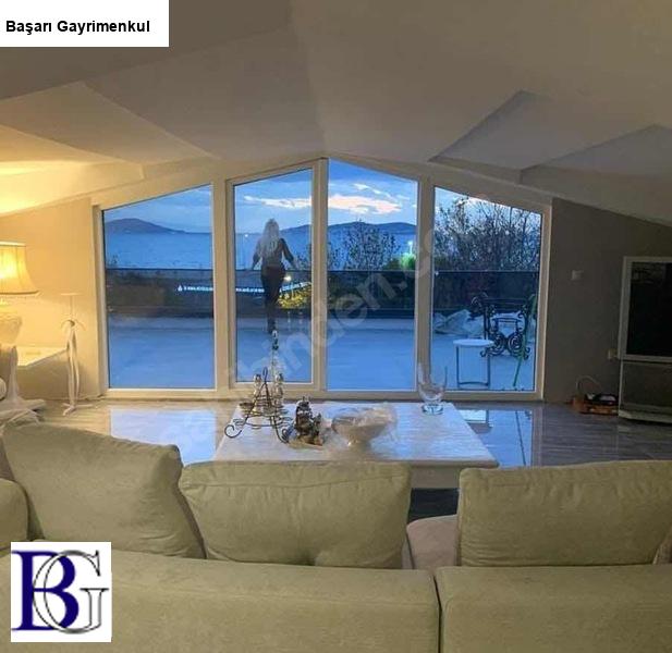 BAŞARI'DAN LEBİDERYA KAPANMAZ DENİZ VE ADALAR MANZARALI 320 M2 YALI DAİRESİ