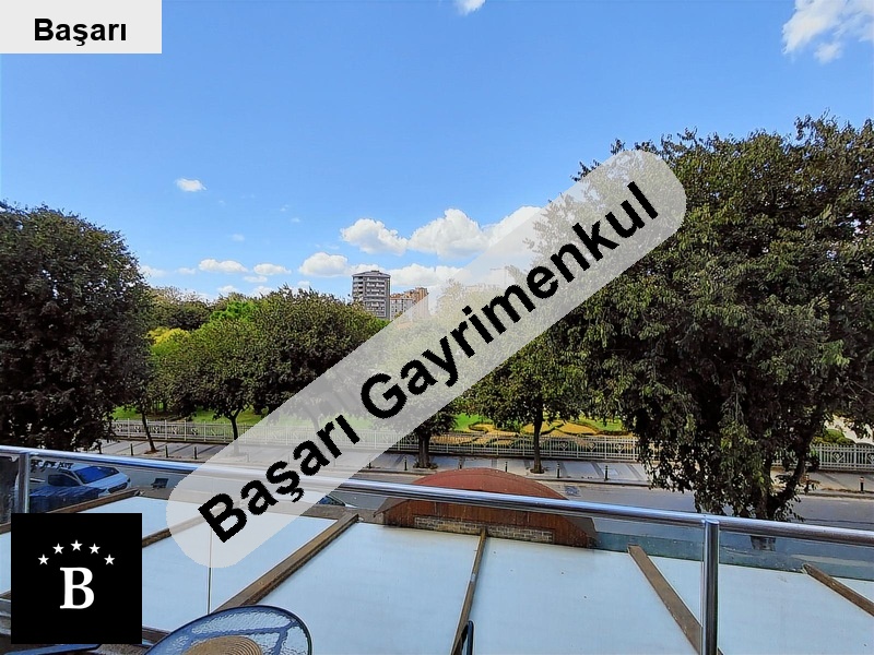 Başarı'dan kadiköy 'da satilik dai̇re 60 yil parki karşisinda