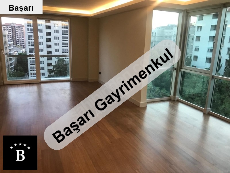 Başarı'dan lunas'dan şaşkinbakkal si̇te i̇çi̇ndr 160 m2 3+1 geni̇ş dai̇re