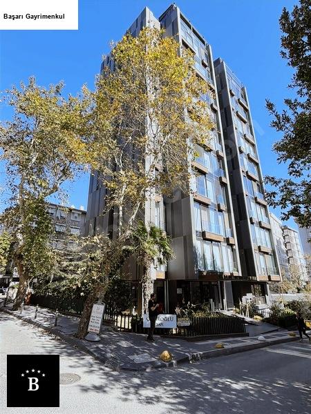 bostancı sahilde vapur ve maramaray'a 3 dakika boş daire