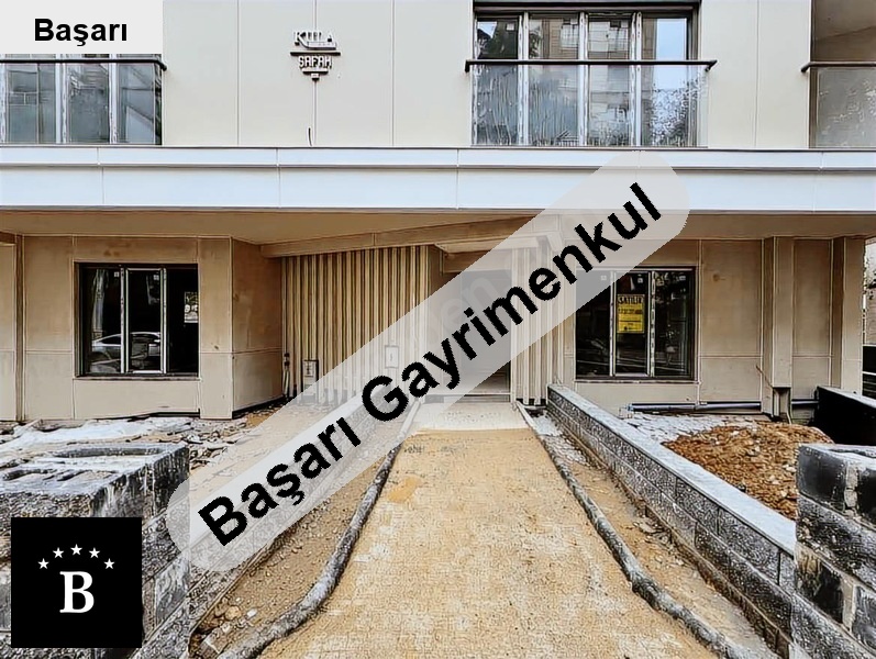 Başarı'dan  sahlde parka yakin gi̇ri̇ş kat 60m2 1+1 sifir emsalsi̇z