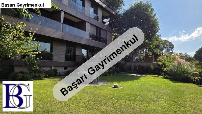 BAŞARI'DAN CADDEBOSTAN SAHİLDE DENİZE 1. BİNA YALI DAİRESİ 550 M2 10+2 