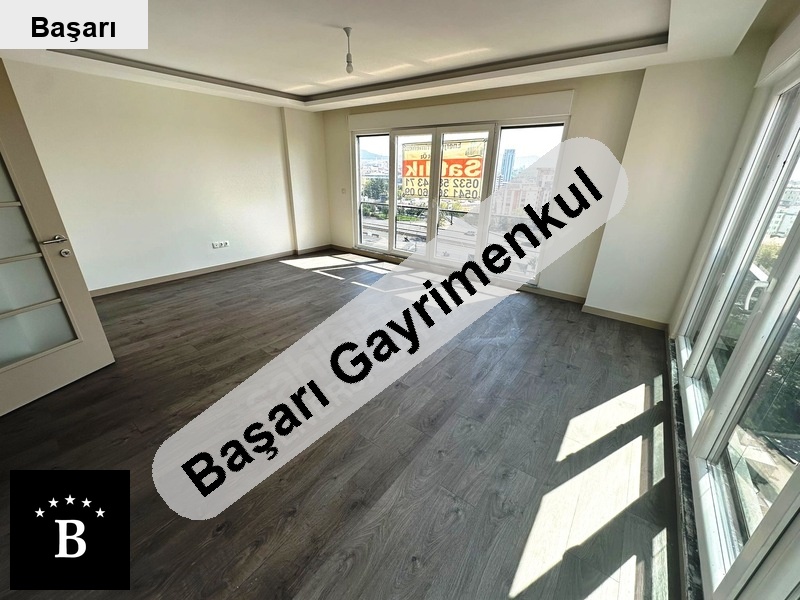 Başarı'dan bostanci'da sifir deniz gören 105m2 3+1 lüks dai̇re