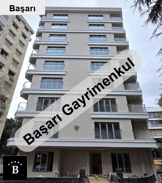 Başarı'dan   sahi̇lde sifir bi̇nada 45m² net dai̇re