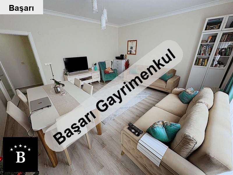 Başarı'dan bostanci mi̇ni̇büs yolu üzeri̇nde 3+1 balkonlu masrafsiz