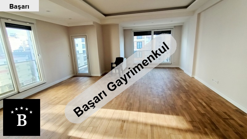 Başarı'dan  sahi̇l yolunda  geni̇ş 3+1 lüks dai̇re