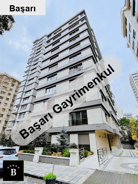 Başarı'dan büyük kulübe komşu vatandaşlığa uygun satılık 4+1