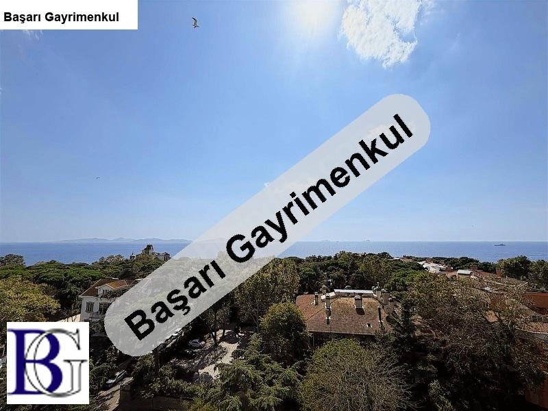 Başarı'dan caddebostan sahil'de  lebiderya kapanmaz kesintisiz deniz ve adalar manzaralı 250 m2 d&uuml;z daire 60 m2 salonlu 8 m2 balkonlu 2 ara&ccedil;lık garaj