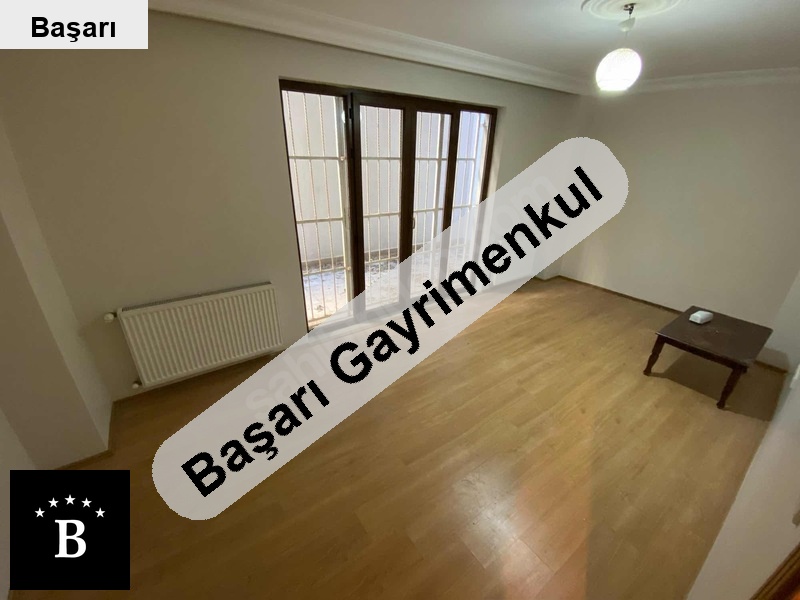 Başarı'dan bostanci spori̇um'da 2+1 bahçe terasli