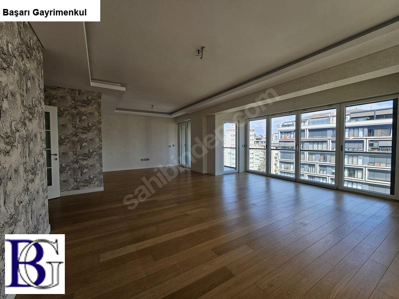 başarı'dan  si̇te &ouml;zelli̇kli̇,balkonlu,4+1