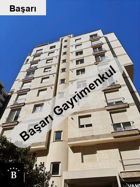 Başarı'dan di̇vanin sokağinda ye 3bi̇na 3+1 satilik