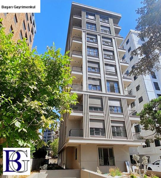 tek yetki̇li̇ 3+1 suadi̇ye marmaraya 500 mt deni̇z manzarali 120 m2