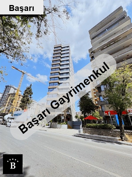 Başarı'dan sahi̇lyolu büyük kulüp karşisinda 200 m2 kattatek satilik dai̇re