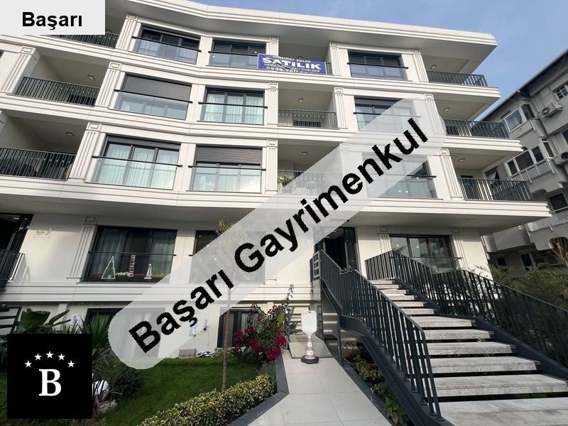 Başarı'dan   sahi̇lde sifir bi̇nada 120 m2 satilik 3+1dai̇re