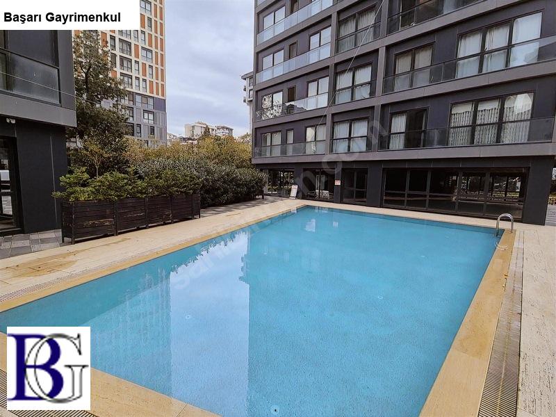 başarı'dan  suadi̇ye bağdat'a &ccedil;ok yakin 7&amp;24 g&uuml;venli̇kli̇ havuzlu