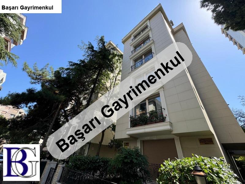 başarı'dan suadiye sahil parseli az katlı binada l&uuml;ks 2+1 satılık daire