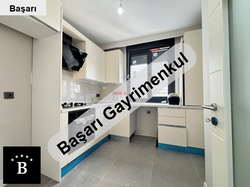 Başarı'dan  suadi̇ye bağdat si̇ne yakin sifir bi̇nada 2+1 dai̇re