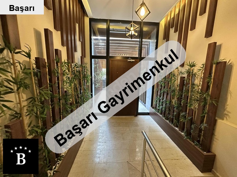 Başarı'dan  sahi̇lde satilik 1+1 dai̇re (boş)