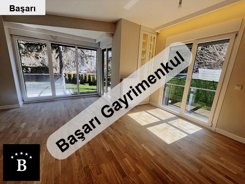 Başarı'dan sahi̇lde kendi̇ne ai̇t bahçesi̇ olan balkonlu keyi̇fli̇
