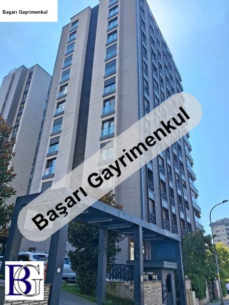 BAŞARI'DAN BAĞDAT CADDESİNE 2. BİNADA 175 M2 4+1 BALKONLU BOŞ  