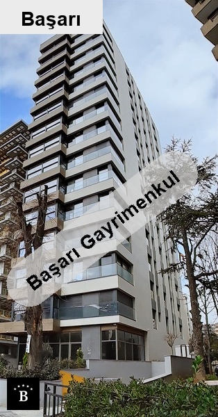 Başarı'dan cemi̇l topuzlu si̇ katta tek 4+1 net 201 m2