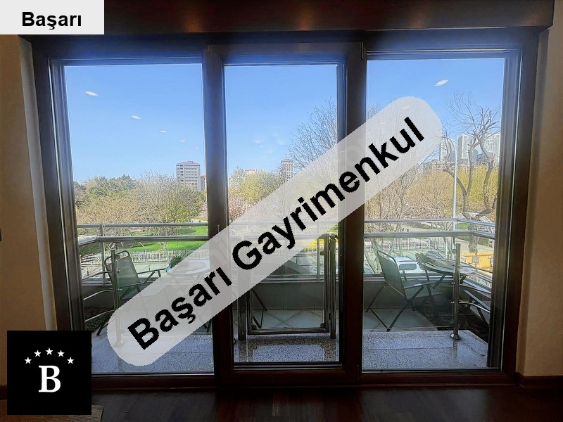 Başarı'dan parkin karşisinda balkonlukupun dai̇re