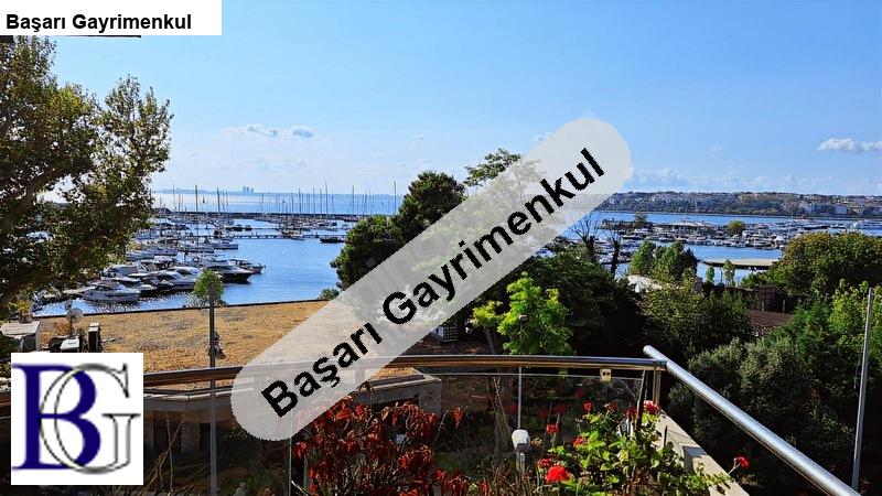 başarı'dan fenerbah&ccedil;e burun'da  lebiderya kapanmaz kesintisiz  deni̇z  ve marina  manzarali vi̇lla konsepti̇nde dubleks