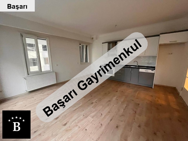 Başarı'dan suadi̇ye marmaray  bağdat si̇ne yakin buti̇k bi̇na 2+1