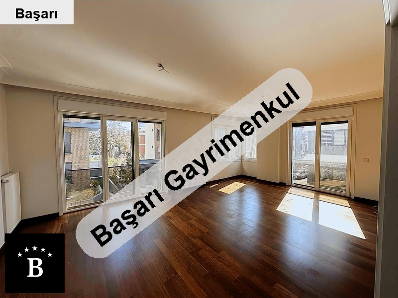 Başarı'dan çi̇ftehavuzlar bağdat cad 2bi̇nada ebanyolu 3+1 130 m²