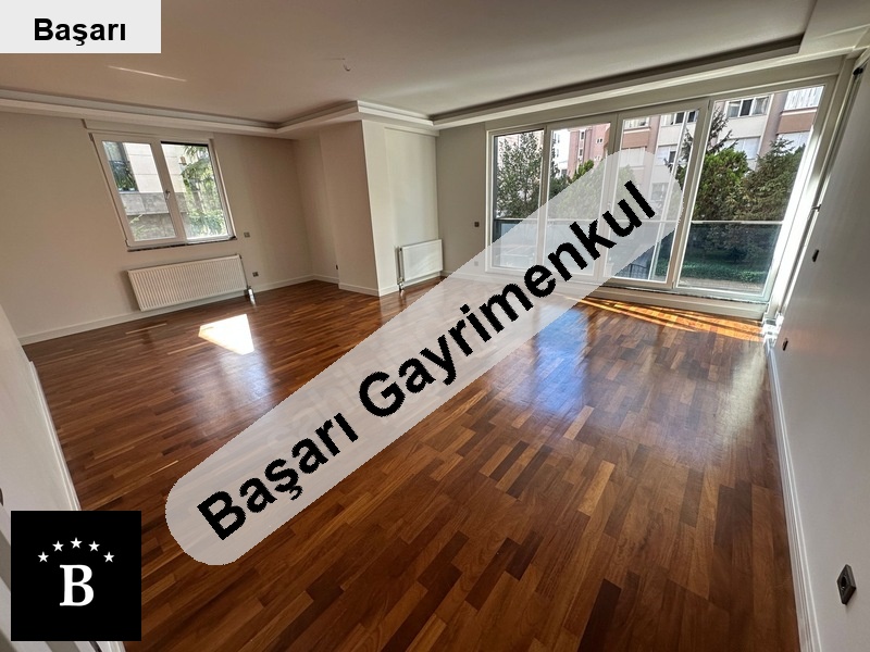 Başarı'dan  sahi̇lde katta tek 4+1 satilik