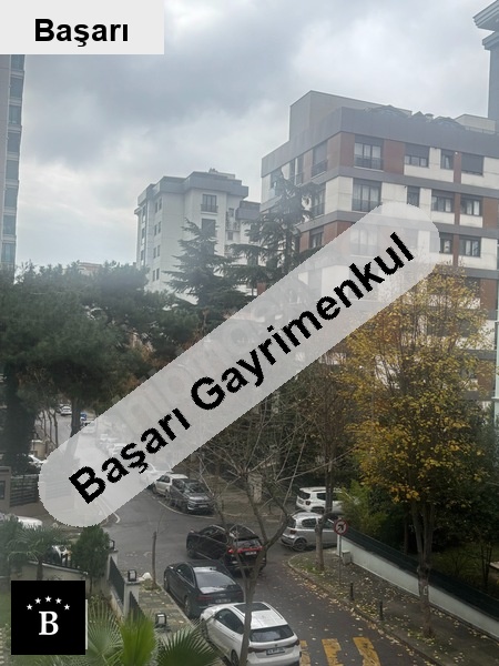 Başarı'dan  bağdat'a marmaray'a çok yakin 100m2 2+1 yeni̇ bi̇na boş