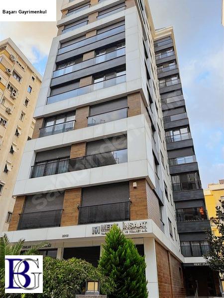 başarı'dan  caddebostan sahi̇l'de y&uuml;zme havuzlu 3+1