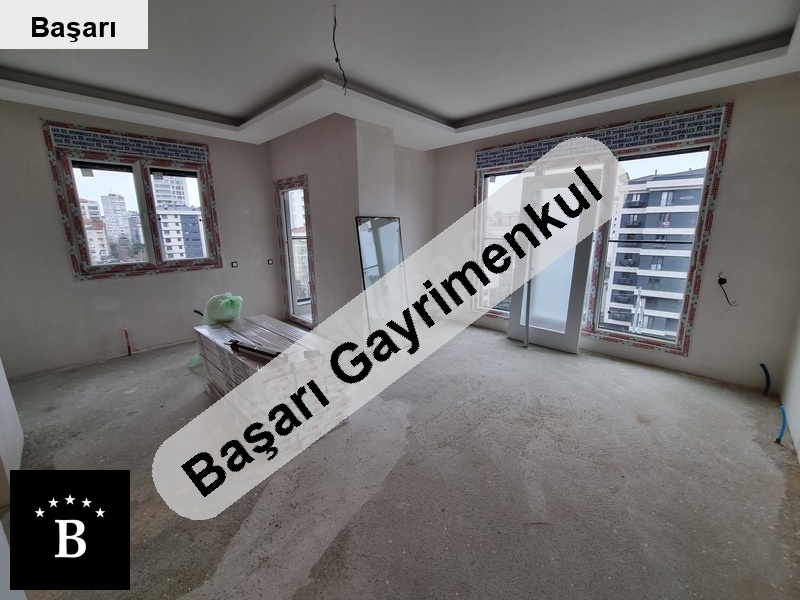 Başarı'dan şubat tesli̇m! feri̇de geçi̇di̇nde sifir 2+1 kapali mutfak otoparkli