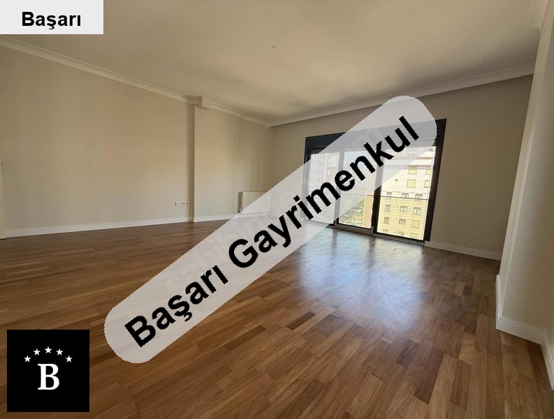 Başarı'dan suadi̇ye'de bağdat'a yakin 105m2 net satilik 3+1 (boş)