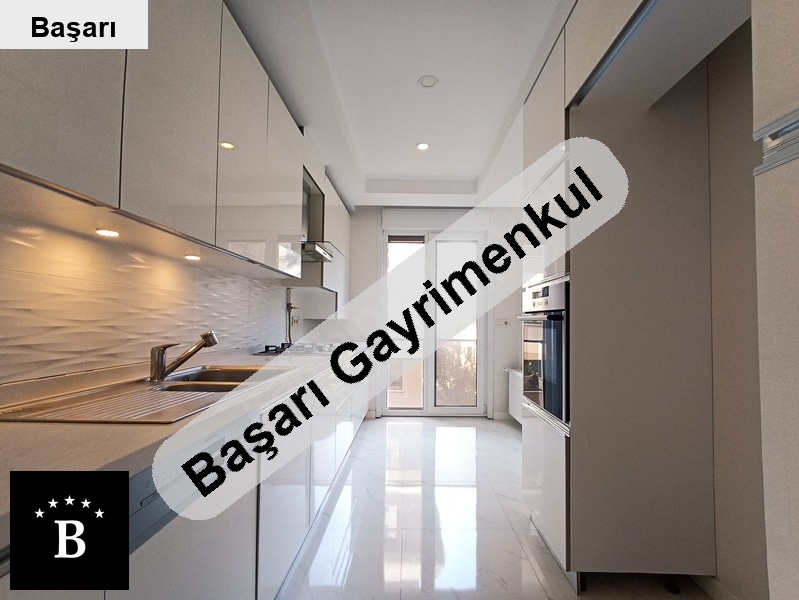 Başarı'dan ye 2 bina / 95 m² net 3+1 / numaralı kapalı otopark