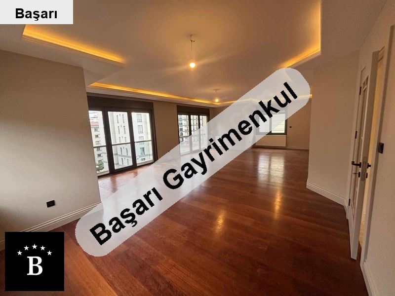 Başarı'dan göztepe'de bağdat cad yakin katta tek 210m2 4+1 satilik dai̇re