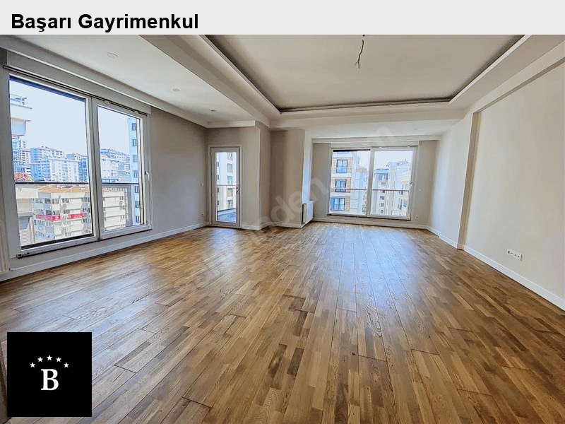 Başarı'dan sahi̇l'de muhteşem konumda 2024 yapimi(sifir) firsat !