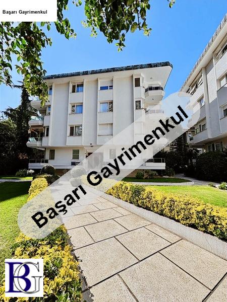 BAŞARI'DAN SUADİYE YALI PARSELİN'DE SİTE &Ouml;ZELLİKLİ   270M2   4+1 
