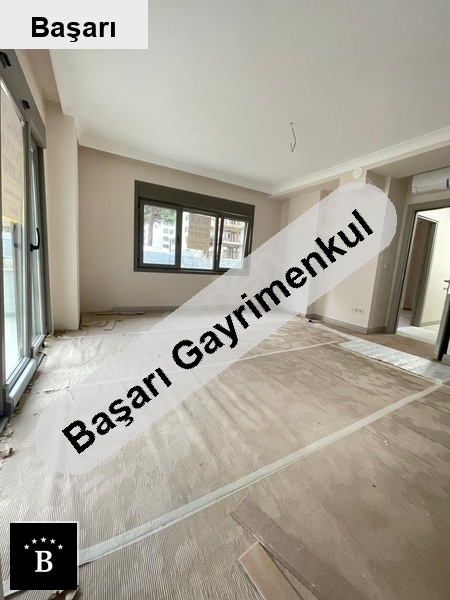 Başarı'dan suadi̇ye kaptan ari̇f 2+1 65 m2 net sifir bi̇na da satilik dai̇re