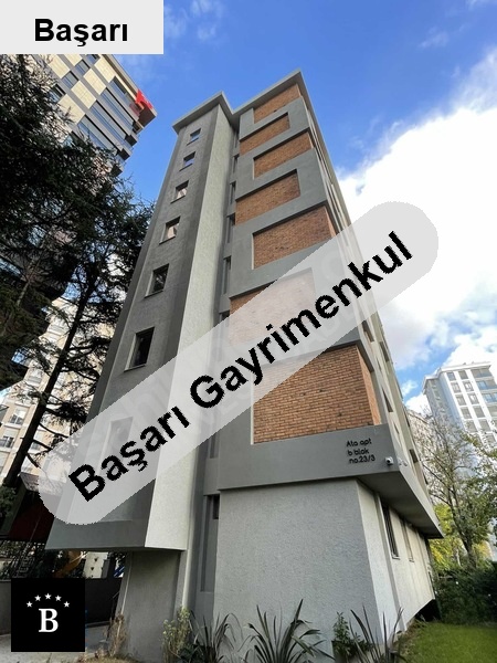 Başarı'dan  sahi̇l 3+1 bahçe kullanimli dai̇re katta tek