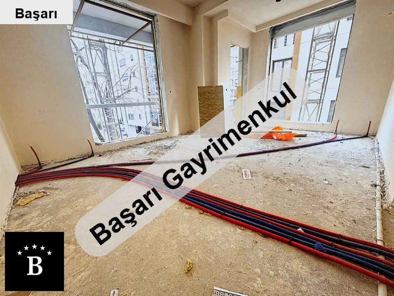 Başarı'dan suadiyede sıfır binada satılık balkonlu 2ay sonra teslim daire