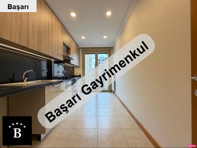 Başarı'dan suadi̇ye'de bağdat si̇ne yakin 2018 yapimi bi̇nada 102 m2 net