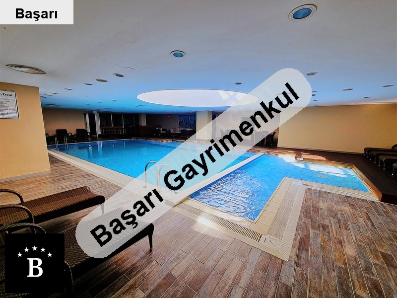 Başarı'dan  330m2/5+2 butik site bahçe dubleks